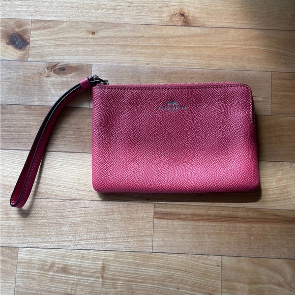 Red Pebble Leather Coach Wallet - Picture 6 of 10